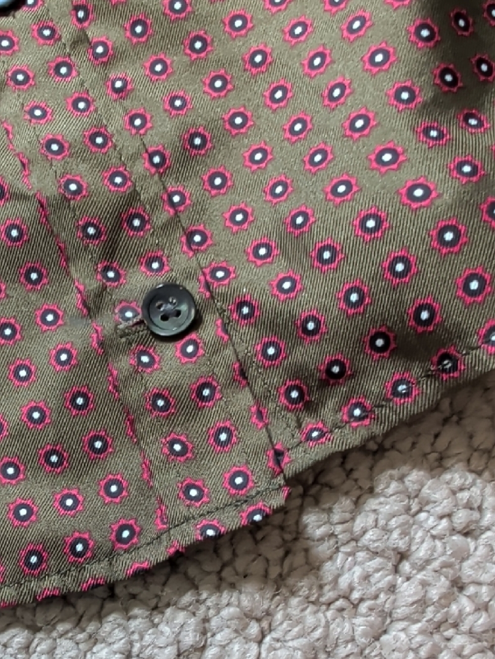 Banana Republic Olive Green Button-Down Shirt with Pink Dot Medallion Print M - Picture 7 of 14